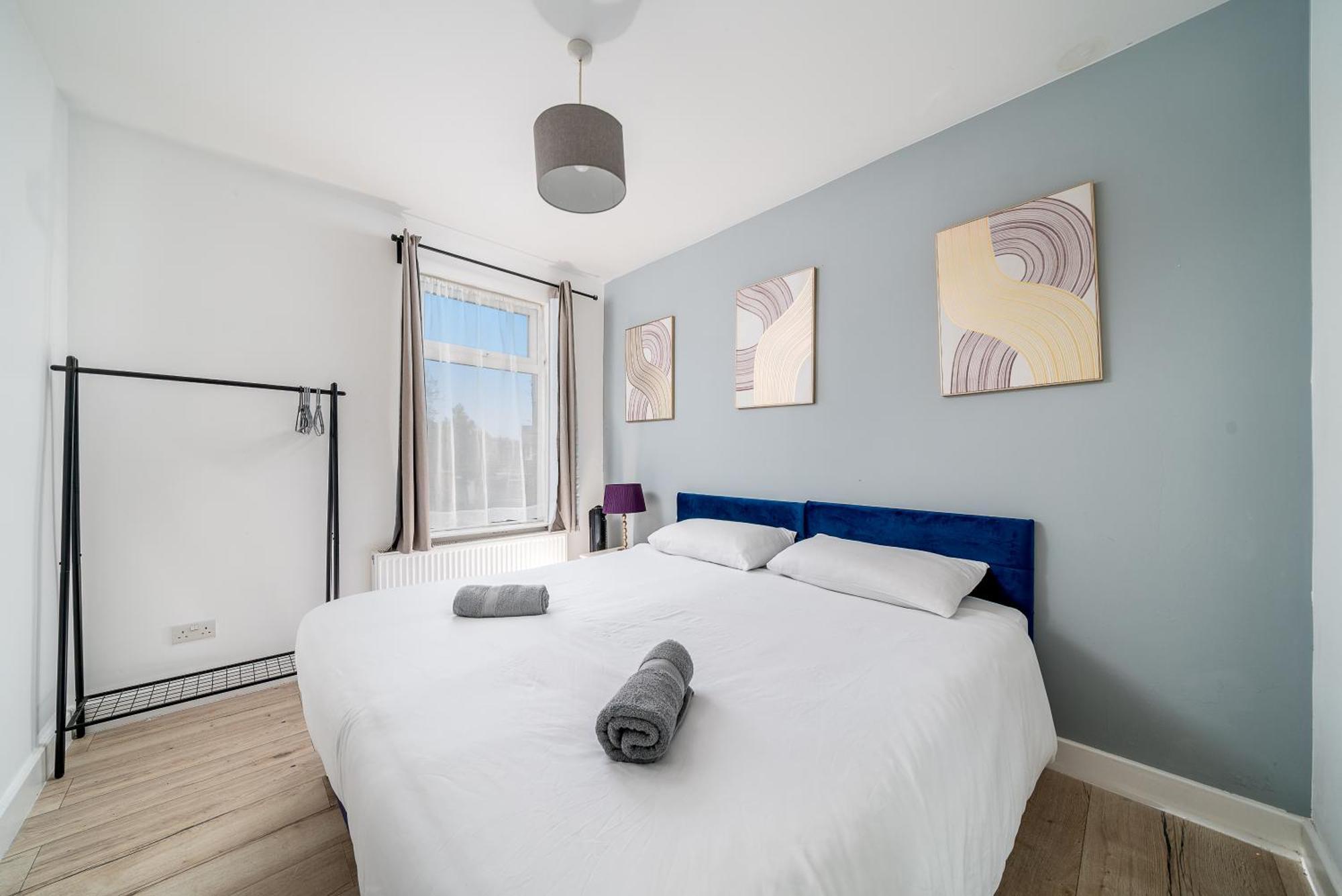 Modern 2 Bed East London Home By Rebby Properties Sleeps 5 Near Canning Town Station المظهر الخارجي الصورة