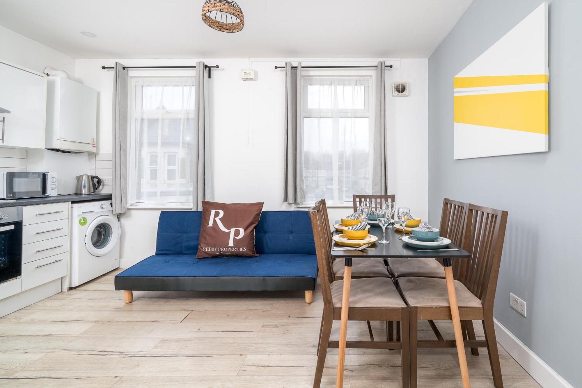 Modern 2 Bed East London Home By Rebby Properties Sleeps 5 Near Canning Town Station المظهر الخارجي الصورة